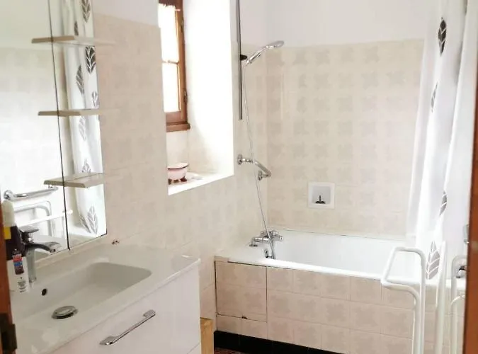 Casa de Férias L Oustal Du Malbernat Frayssinet-le-Gélat