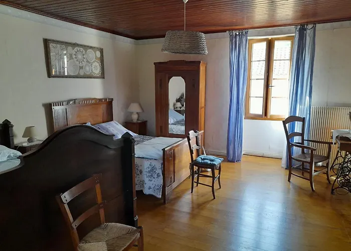 L Oustal Du Malbernat Casa de Férias *